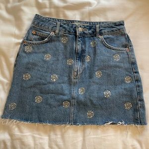 Top shop denim skirt